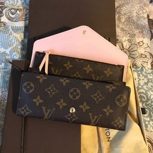 Louis Vuitton Josephine wallet
