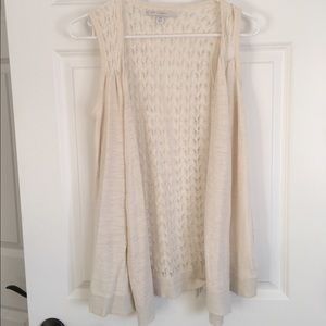 Lauren Conrad cream knit sleeveless cardigan