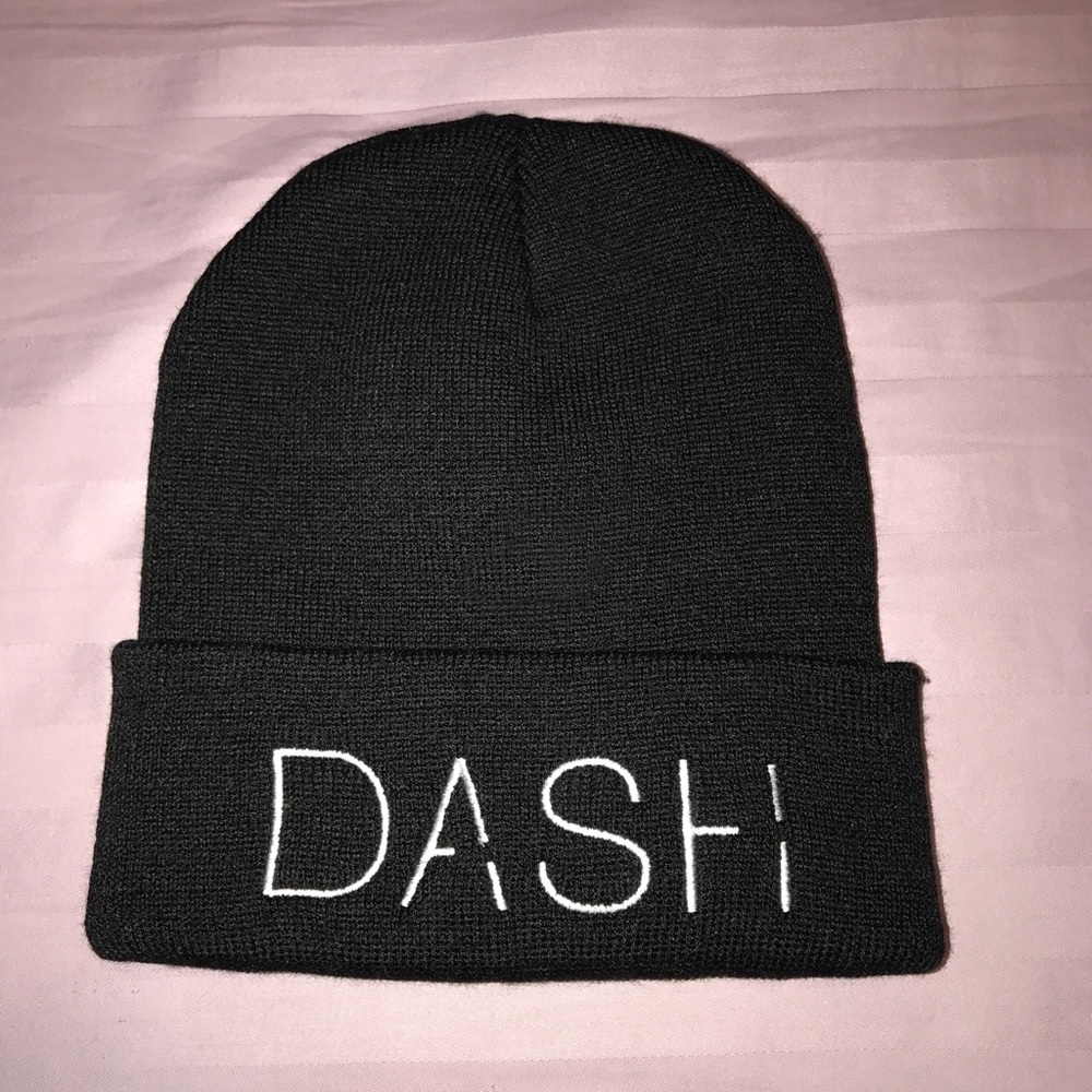 Dash beanie