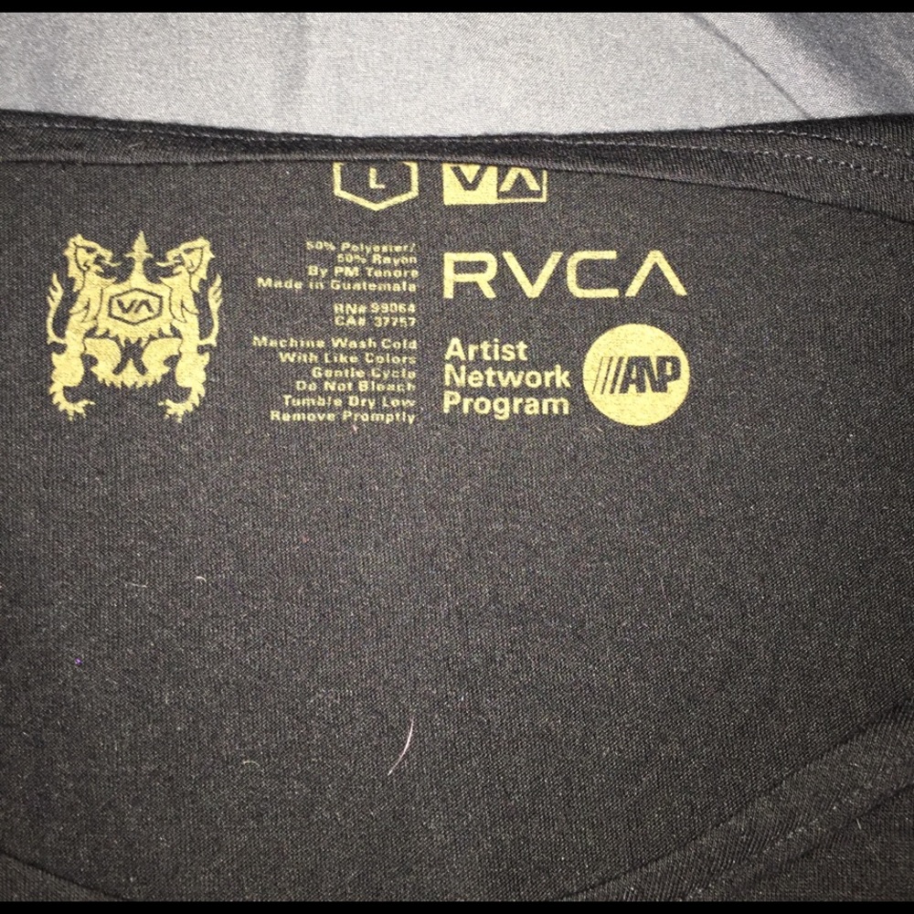 Top - Picture 2 of 2