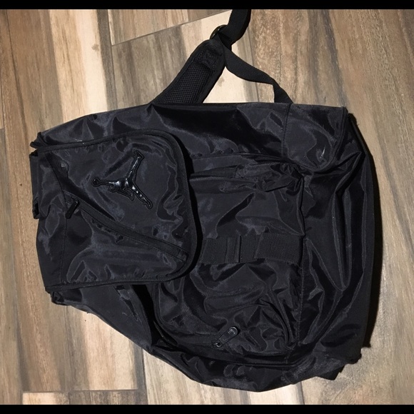 Black Multi zippered Jordan backpack - Picture 1 of 1