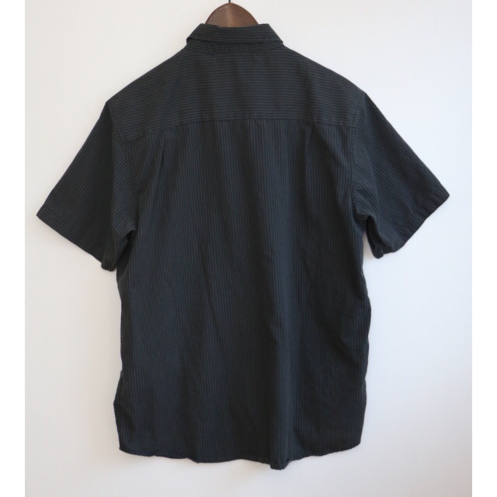 Medium Beverly Hills Polo Club Shirt - Picture 2 of 5