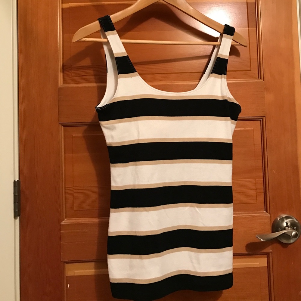 Banana republic scoop neck tank