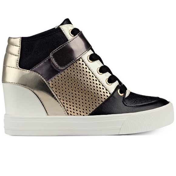 LAST pair Guess wedge sneakers - Picture 2 of 5