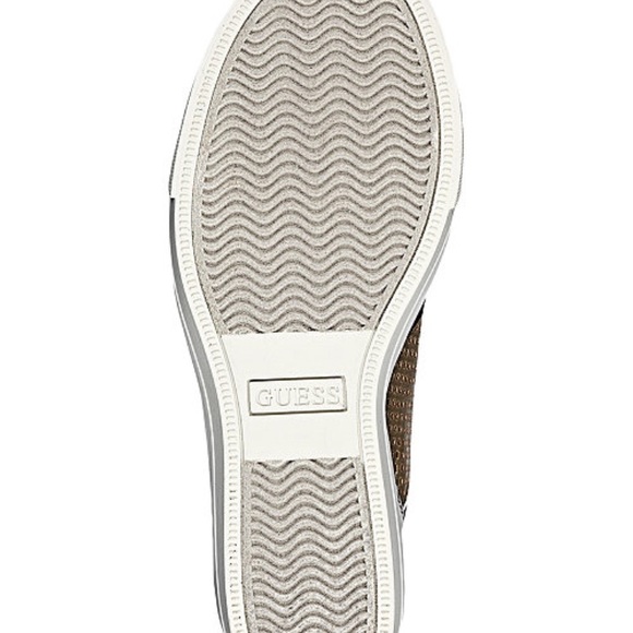 LAST pair Guess wedge sneakers - Picture 4 of 5