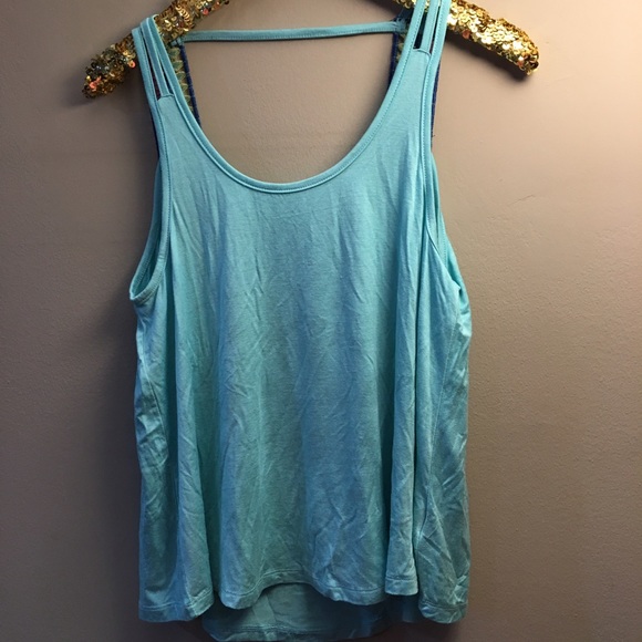 Ocean Drive Tank - Picture 2 of 7