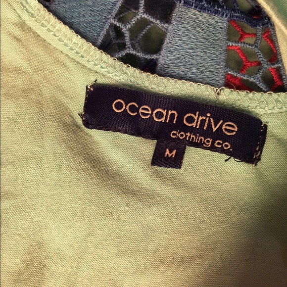 Ocean Drive Tank - Picture 4 of 7