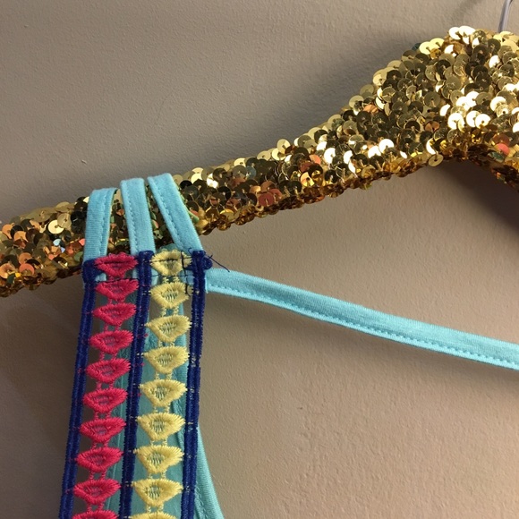 Ocean Drive Tank - Picture 5 of 7