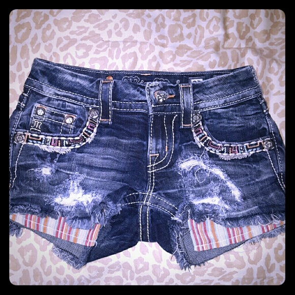 ISO ISO- Miss me striped pocket shorts- ISO ISO - Picture 1 of 2
