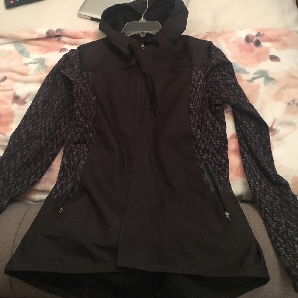 North face jacket! - Picture 5 of 5