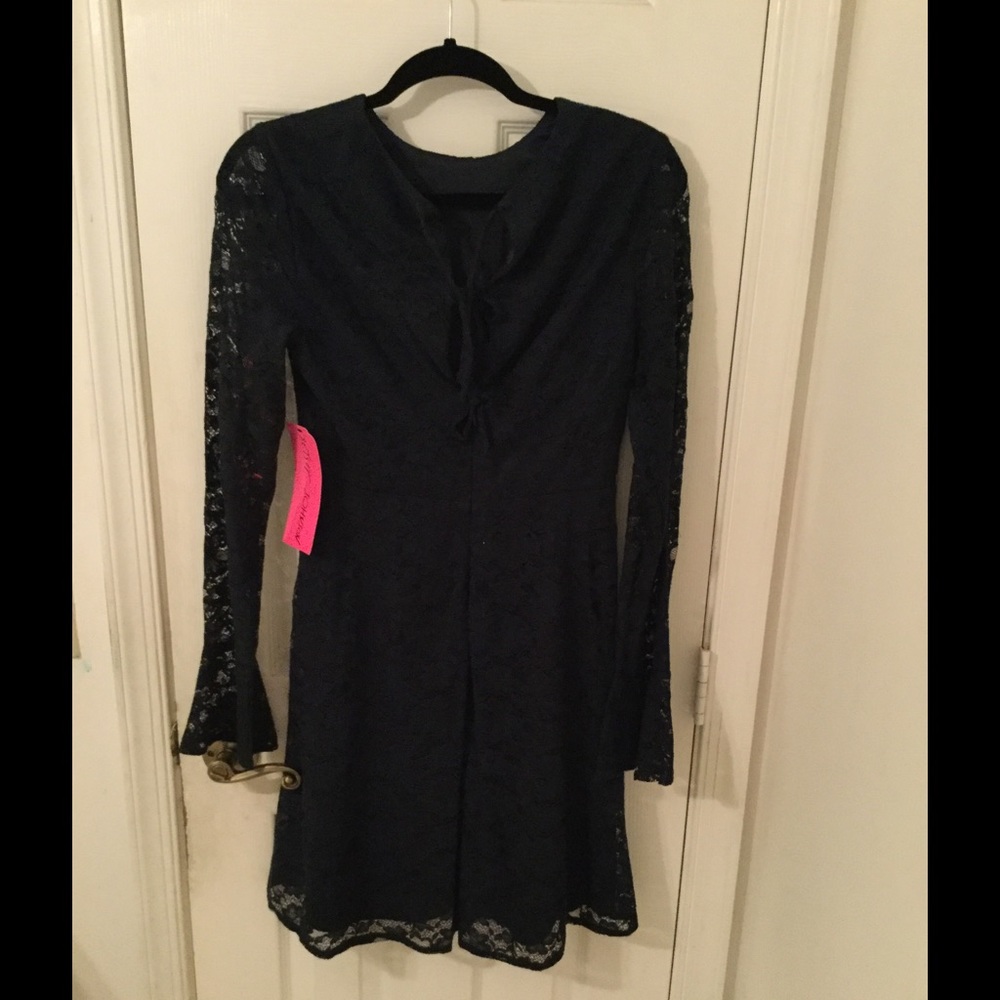 HOST PICK 🎉 Betsey Johnson Lace Dress - Picture 4 of 4