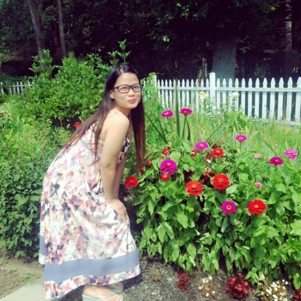 Meet your Posher, Yvette