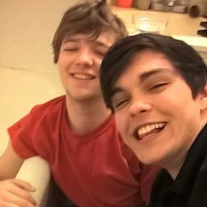 Meet your Posher, Aramis