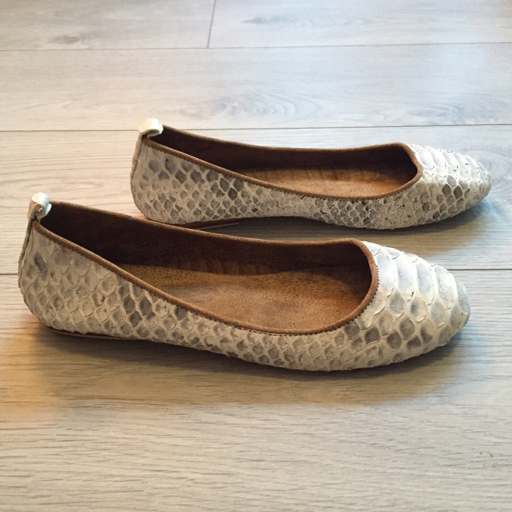 White and Gray Snakeskin Flats