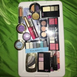 Eyeshadow/Lip Gloss Bundle