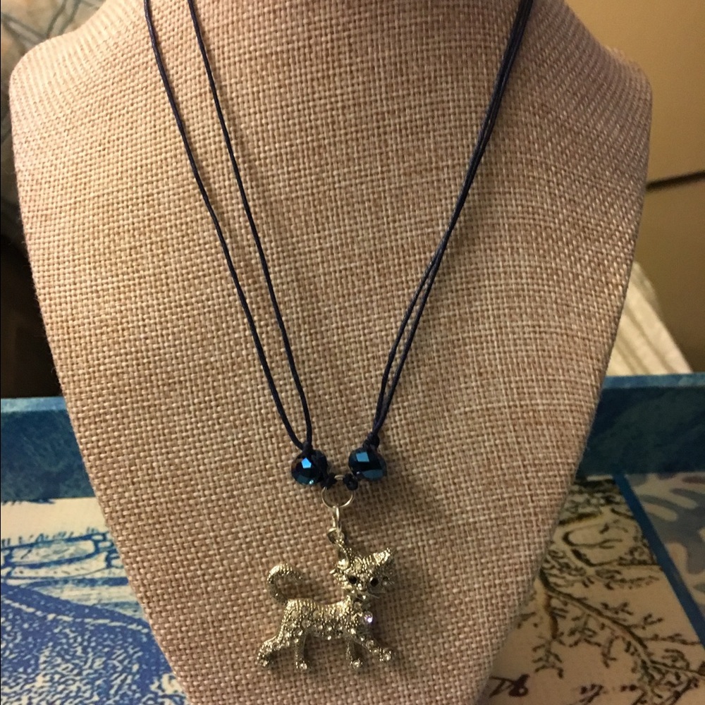 Cat pendant with rhinestone & faceted beads