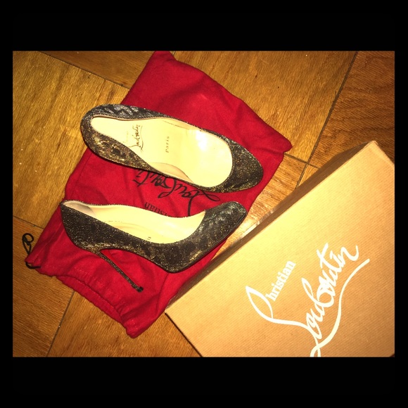 Christian Louboutin (Red Bottoms) Metallic Color - Picture 1 of 1