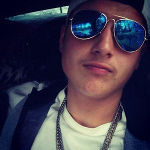 Meet your Posher, Joseph