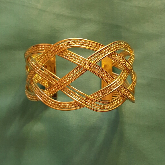 Intricate Gold Bangle - Picture 2 of 2