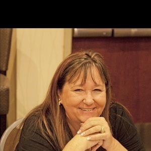 Meet your Posher, Rita