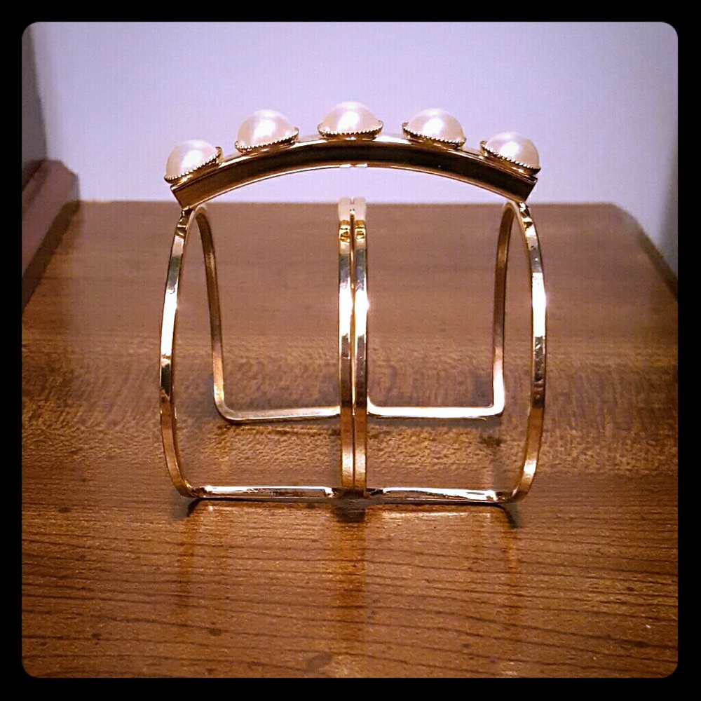 Gold Arm Cuff - Picture 2 of 2