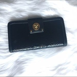 Marc Jacobs Totally Turnlock Wallet