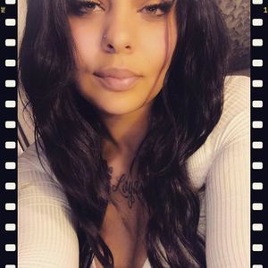 Meet your Posher, Maxine