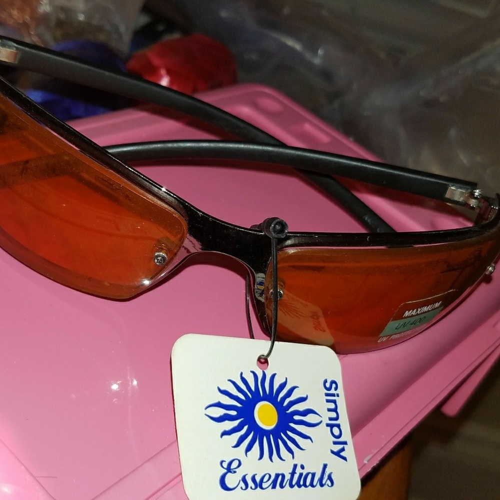 Orange tint sunglasses nwt