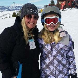 Meet your Posher, Joy