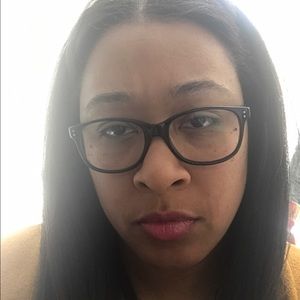 Meet your Posher, Pamela