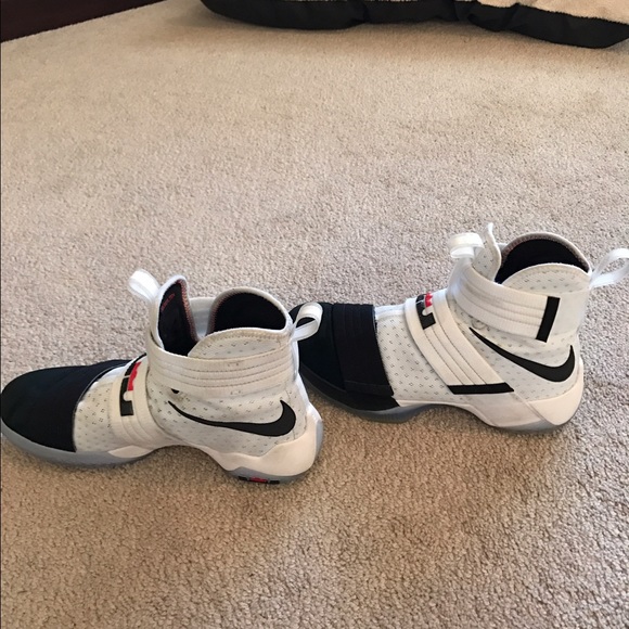 Nike lebron soldiers 10 - Picture 4 of 6