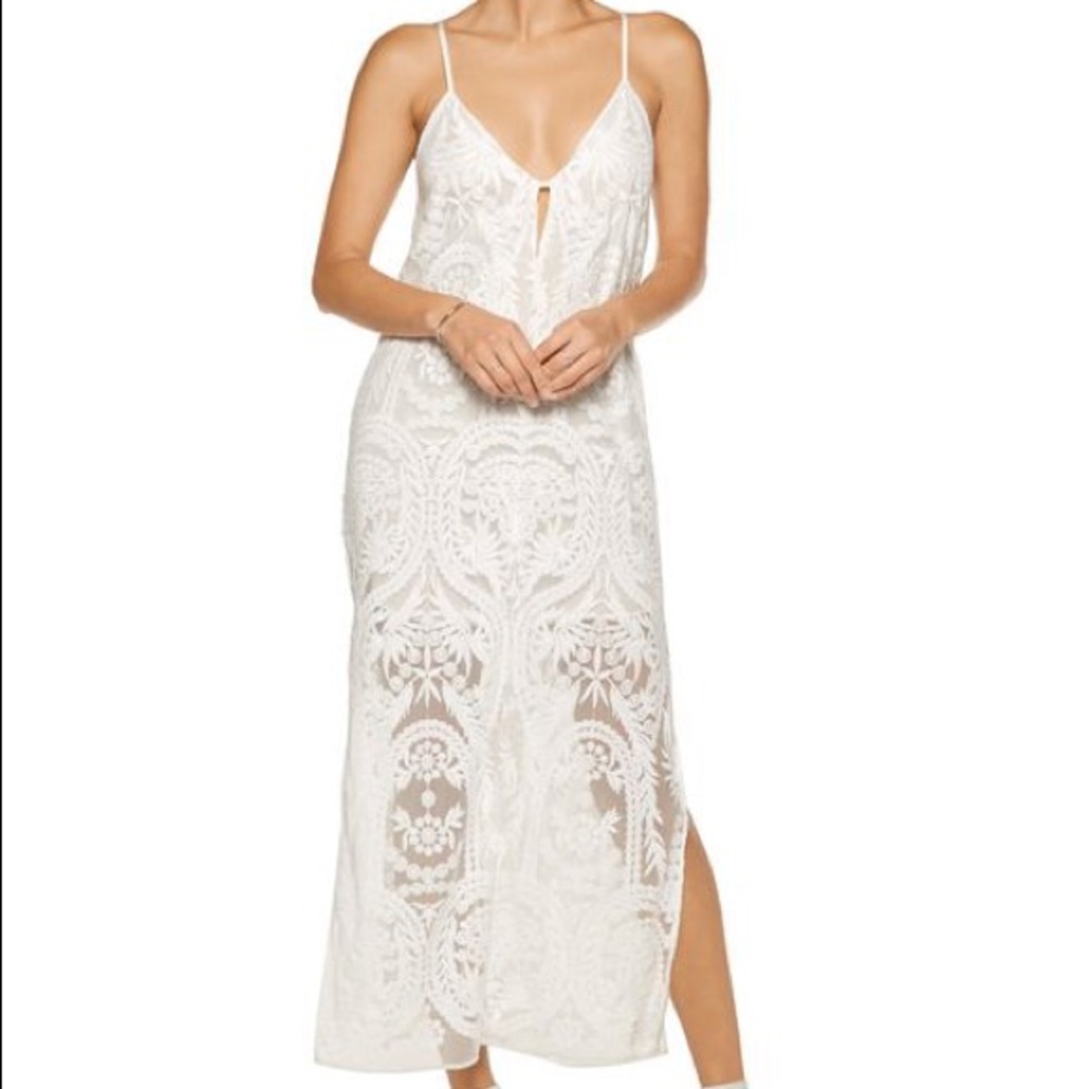 Stunning white maxi by Mason. Perfect for summer