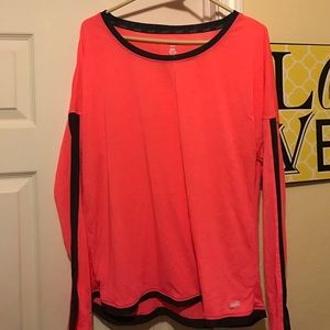 Avia workout/undershirt