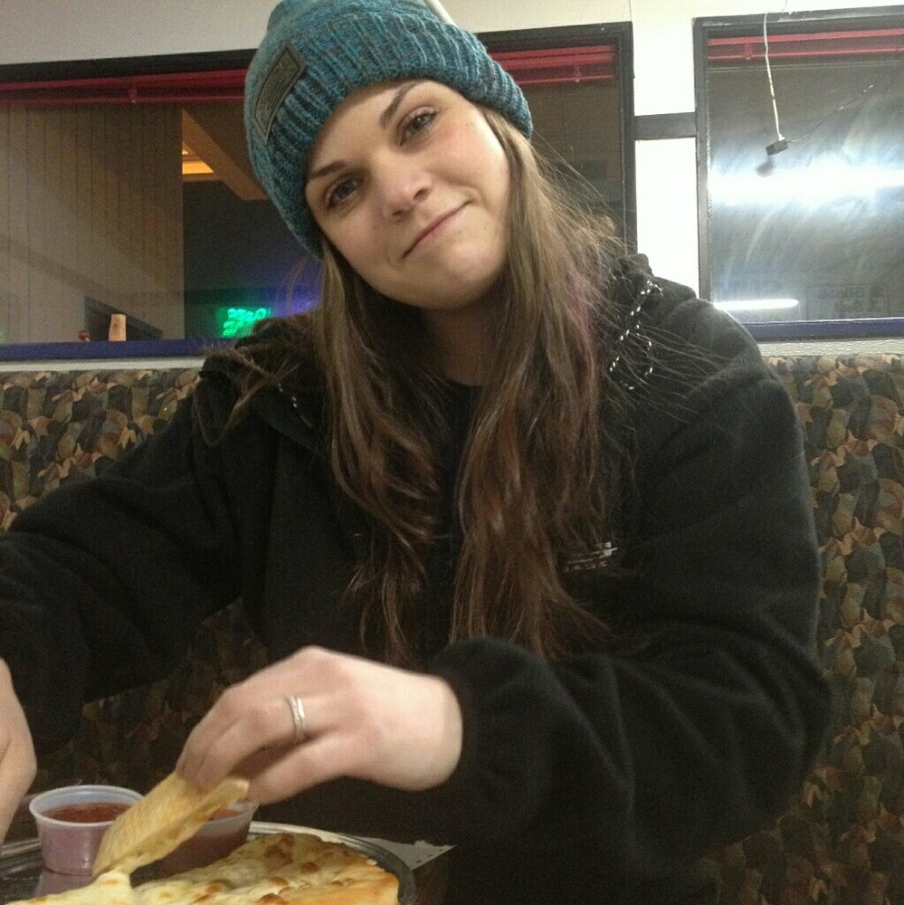 Meet your Posher, Kelsie