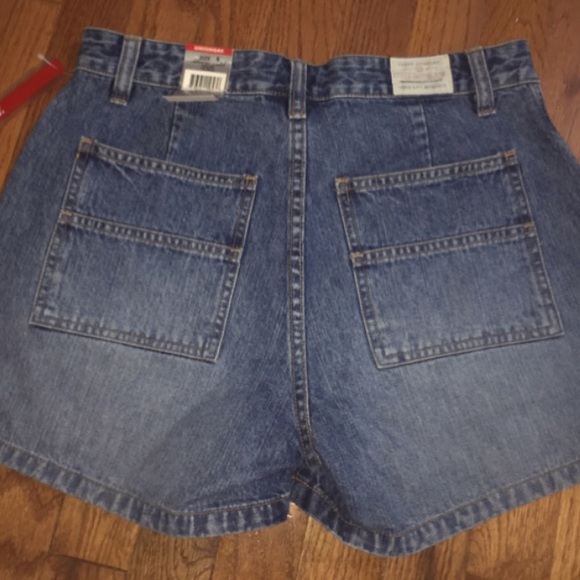 Denim High Waisted Shorts w/ Patch of Choice - Picture 4 of 5