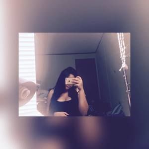 Meet your Posher, Lorena