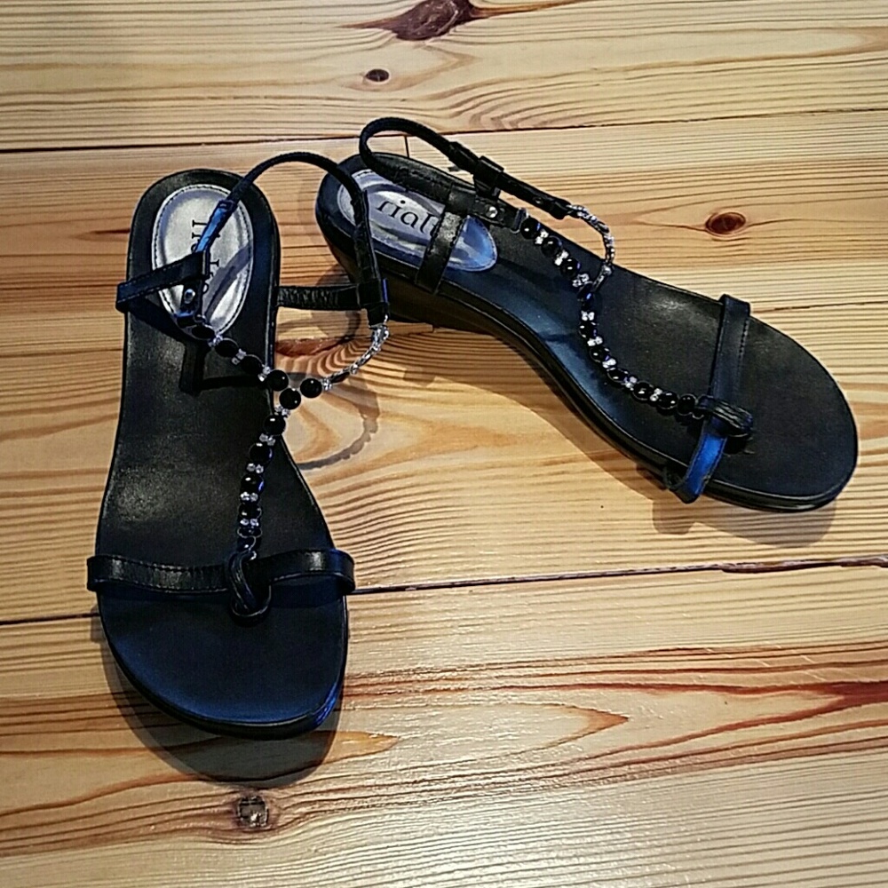 Italio Leather Bejeweled Sandals 7M