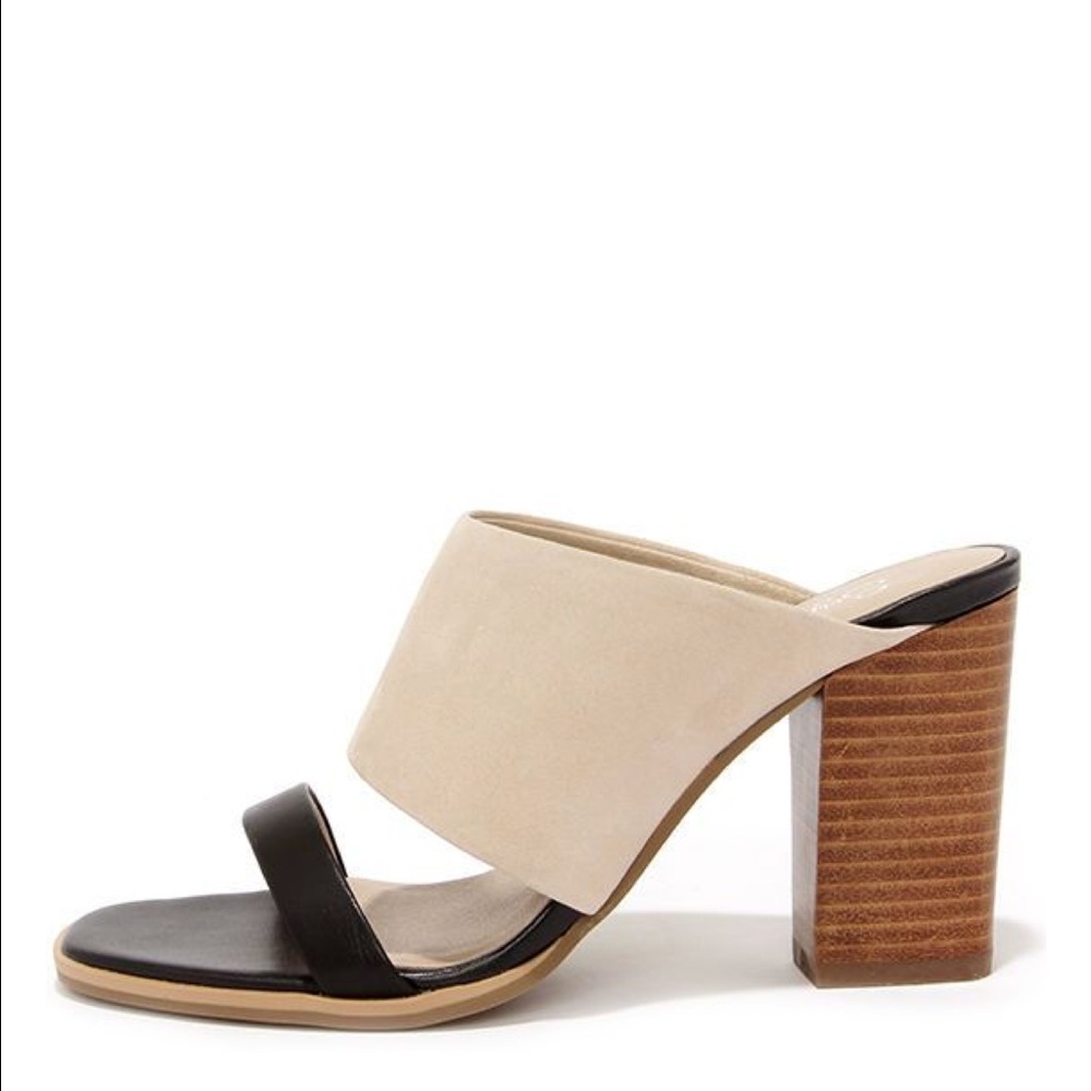 Seychelles Lyra black and nude heeled sandal