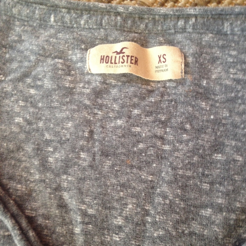 Hollister gray T shirt
