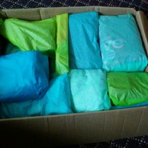 🚫Dont buyyy🚫Bundle Trade With Micaela ONLY (: