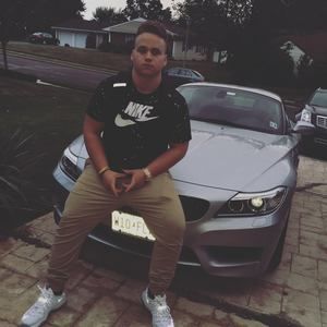 Meet your Posher, Chris