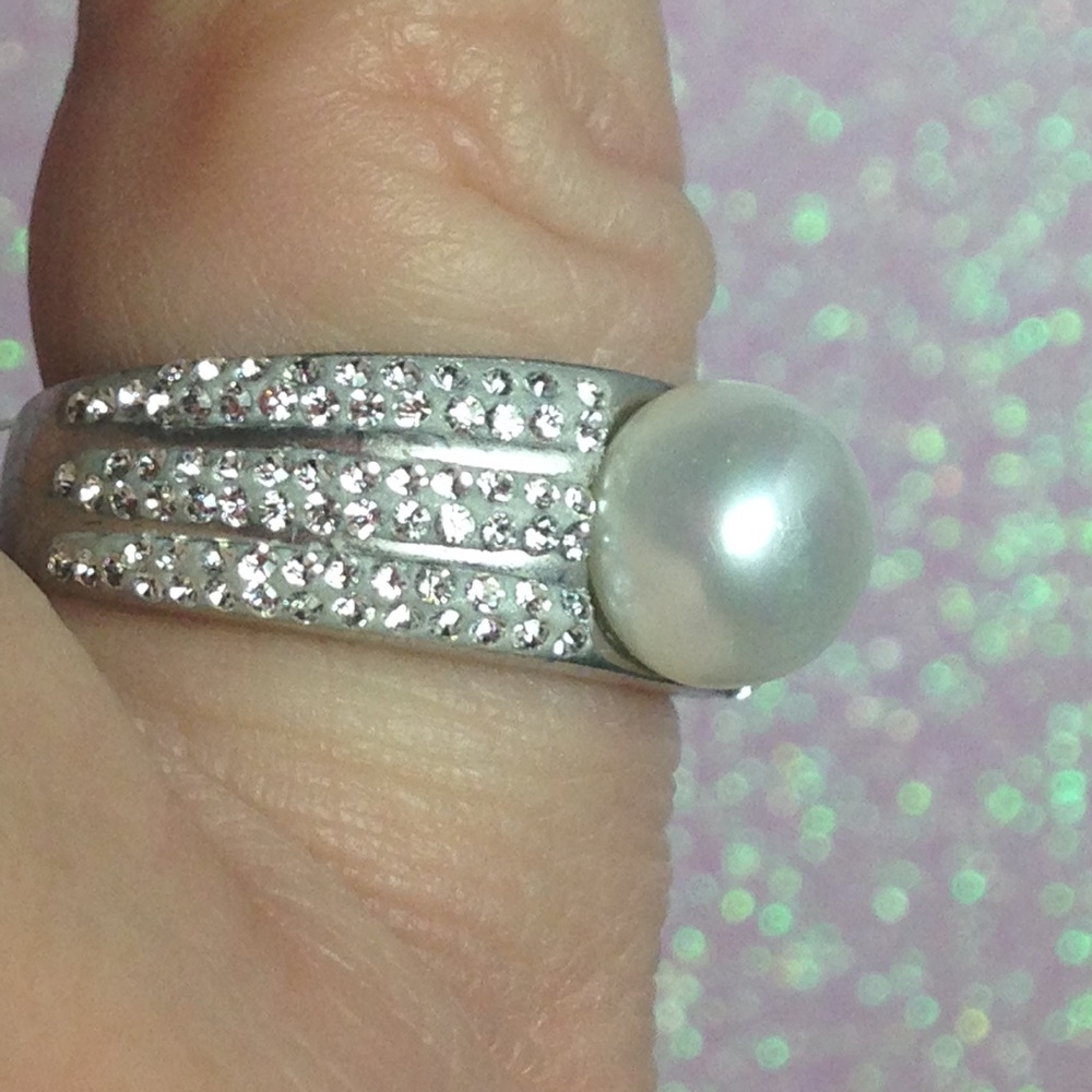 🔥SALE🔥Timeless Pearl - Crystal .925 Ring 7 - Picture 6 of 8