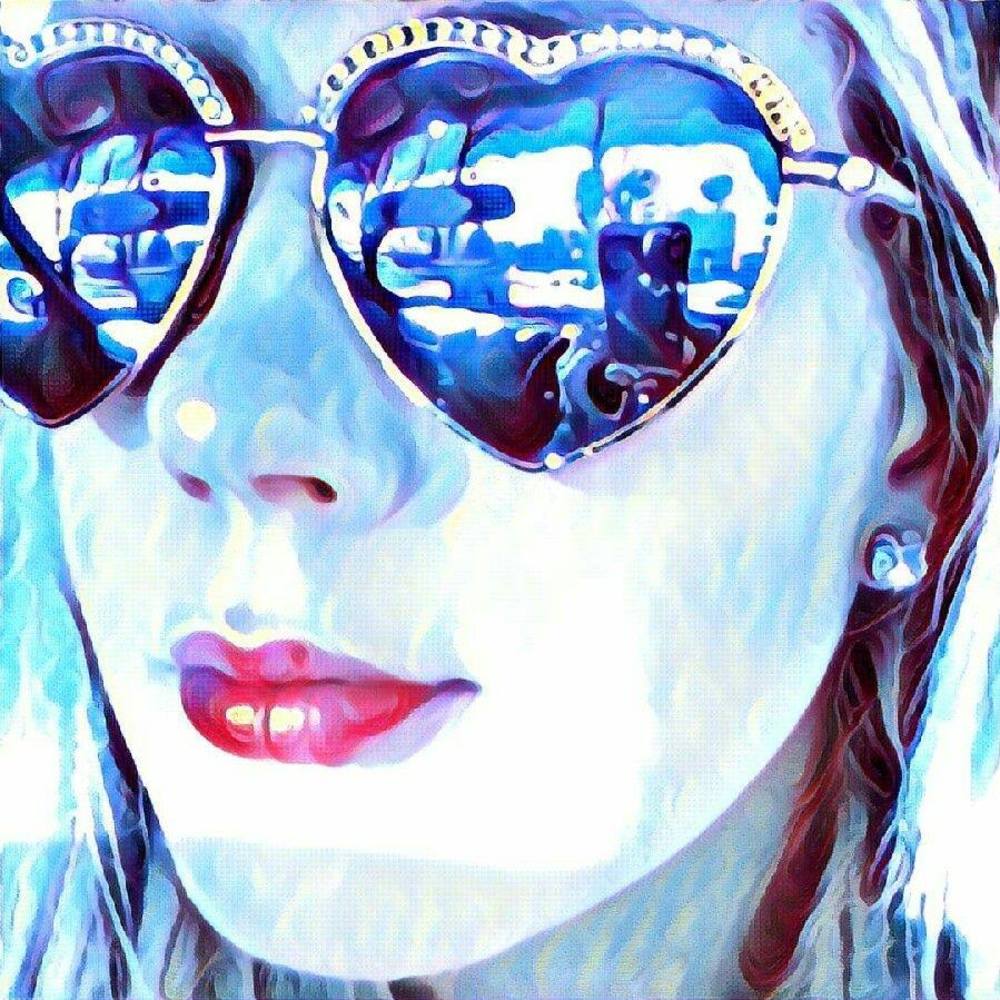 Meet your Posher, Nicole