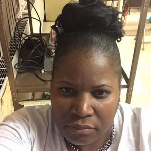 Meet your Posher, Kisha