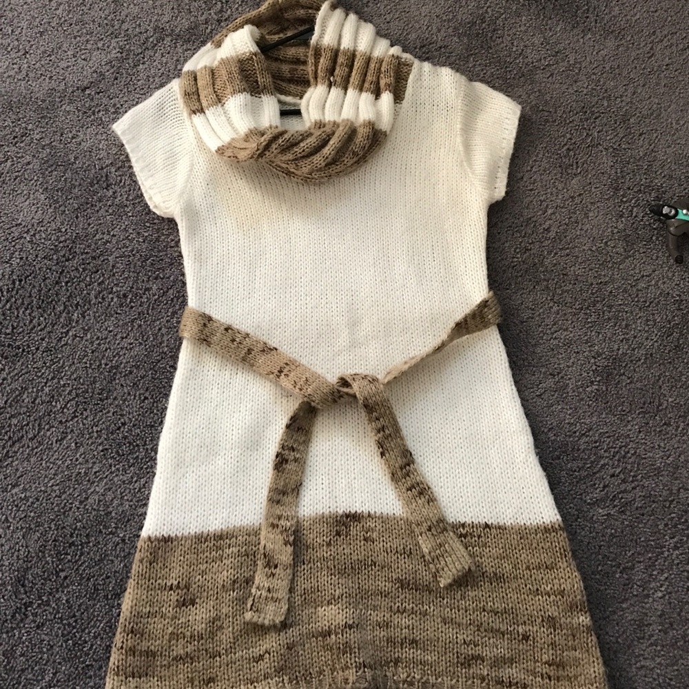 Ultra Flirt large sweater dress