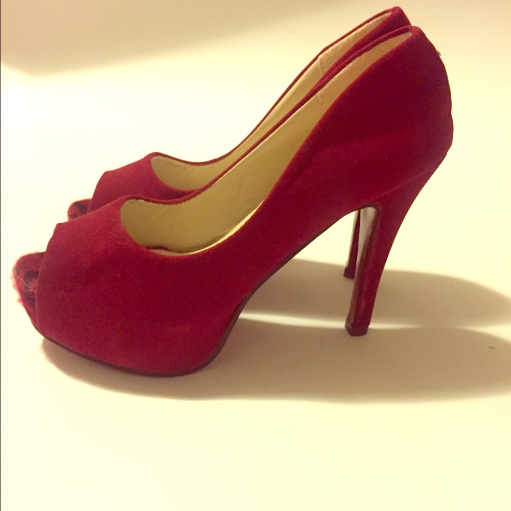 Dajy high heels.