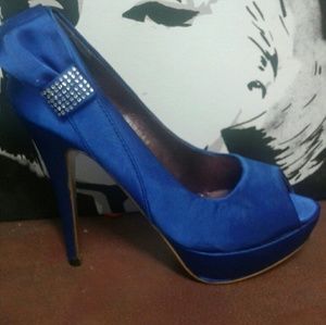 Sexy royal blue stilettos never worn