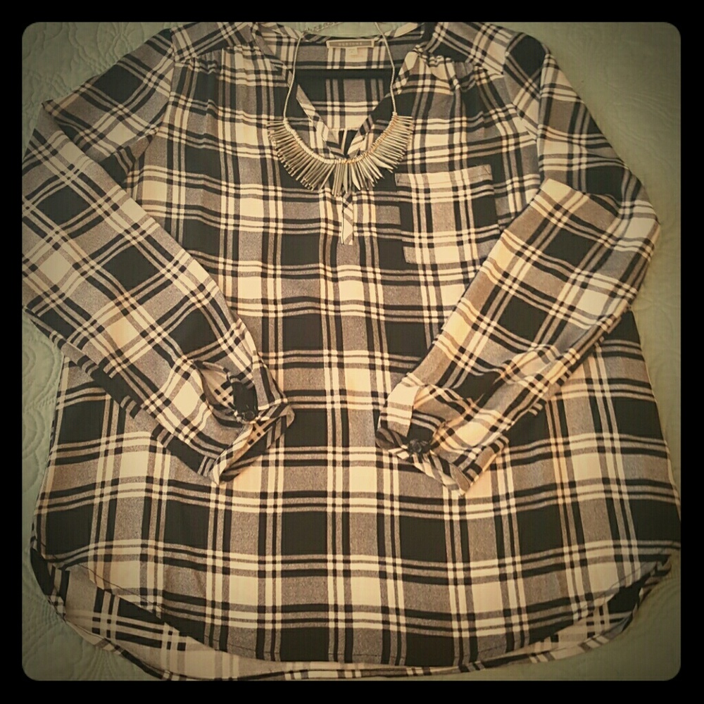 NWOT Plaid Peasant Tunic