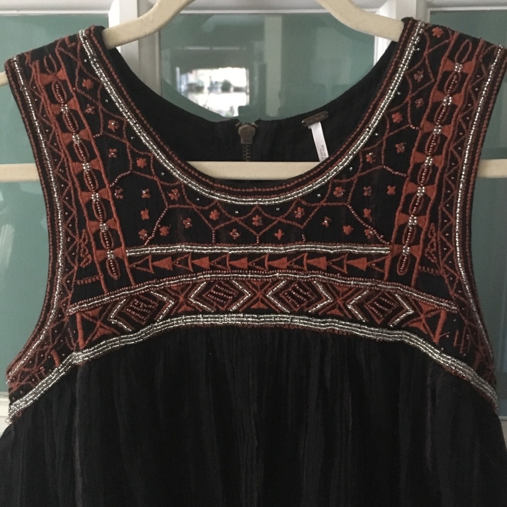 Free People Aztec embroidered & beaded dress NWOT - Picture 7 of 9