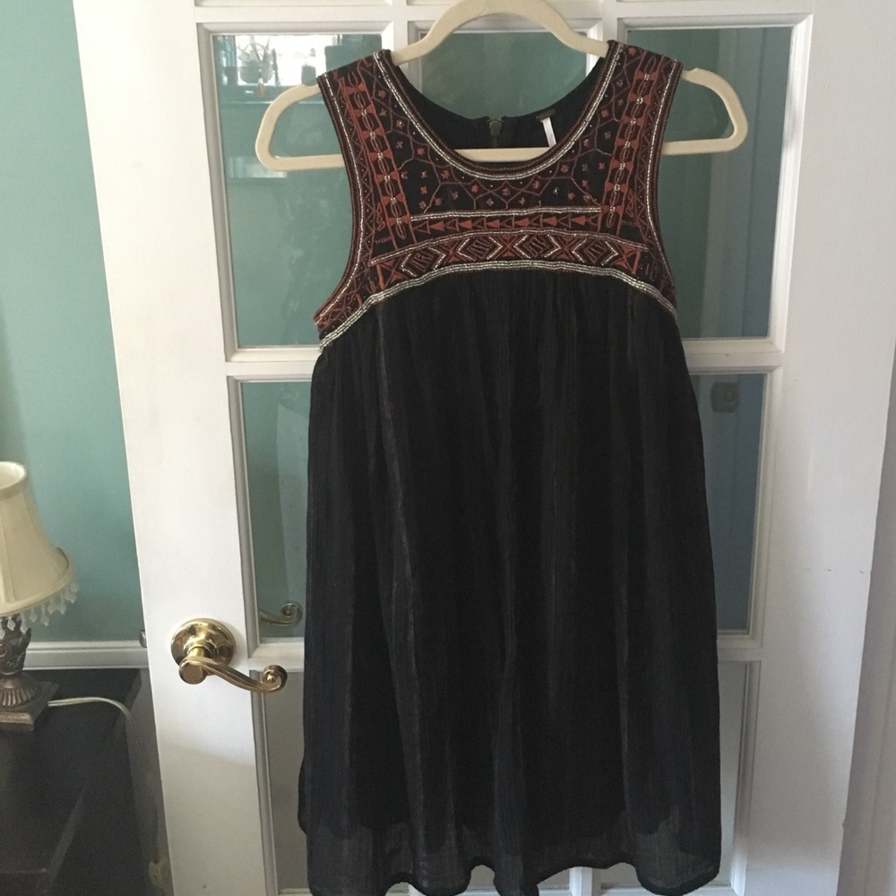 Free People Aztec embroidered & beaded dress NWOT - Picture 8 of 9